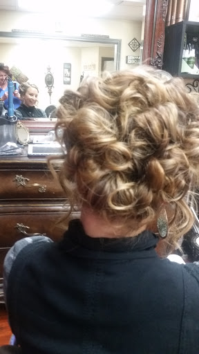 Beauty Salon «Hello Gorgeous Beauty Parlor», reviews and photos, 408 SE Baseline St, Hillsboro, OR 97123, USA