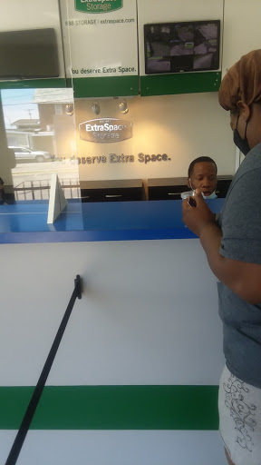 Storage Facility «Extra Space Storage», reviews and photos, 191 N Wilson Rd, Columbus, OH 43204, USA