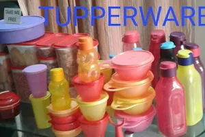 Tupperware image