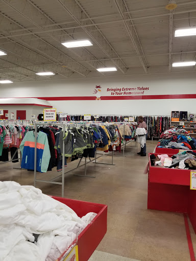 Discount Store «Dirt Cheap», reviews and photos, 1800 Mooresville Hwy, Lewisburg, TN 37091, USA