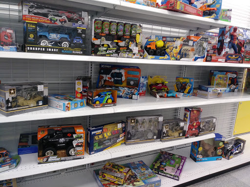 Clothing Store «Ross Dress for Less», reviews and photos, 1401 Missouri Ave N, Largo, FL 33770, USA