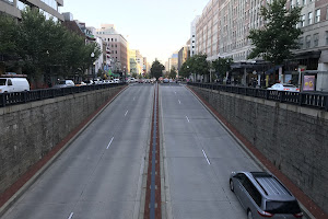 Connecticut Avenue Overlook Park