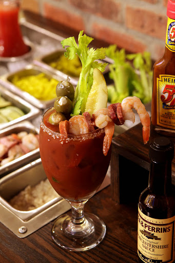 Breakfast Restaurant «Over Easy, A Daytime Eatery», reviews and photos, 5262 N Nevada Ave, Colorado Springs, CO 80918, USA