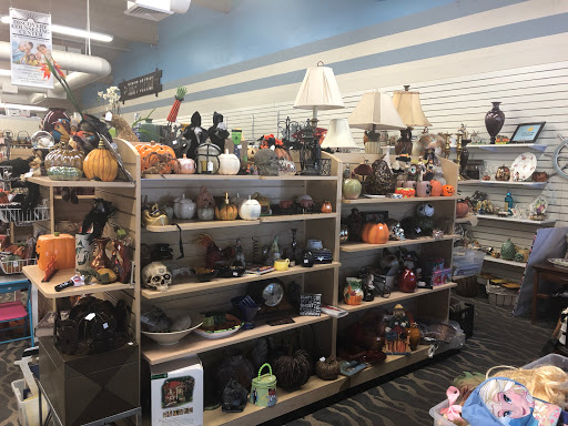 Thrift Store «Thrift Station», reviews and photos, 486 San Ramon Valley Blvd, Danville, CA 94526, USA