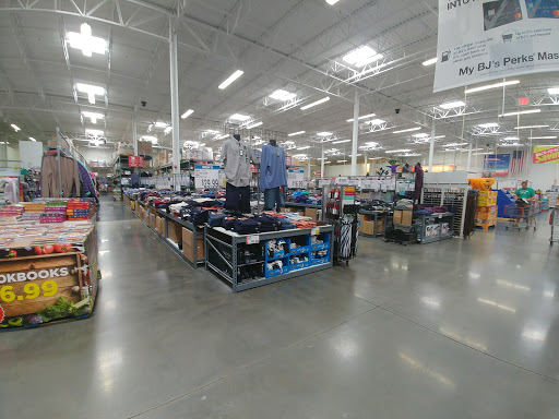 Warehouse club «BJ’s Wholesale Club», reviews and photos, 6607 Wilson Blvd, Falls Church, VA 22044, USA