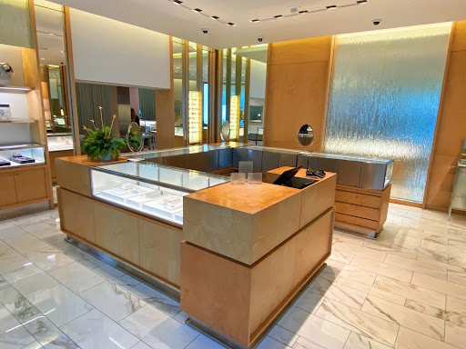 Jewelry Store «Tiffany & Co.», reviews and photos, 395 Santa Monica Blvd, Santa Monica, CA 90401, USA