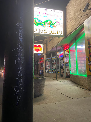 Tattoo Shop «Jade Dragon Tattoo Studio», reviews and photos, 5331 W Belmont Ave, Chicago, IL 60641, USA