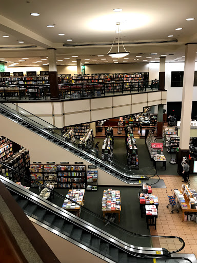 Book Store «Barnes & Noble», reviews and photos, 791 S Main St, Orange, CA 92868, USA