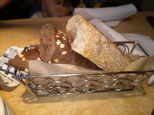 Restaurant «The Cheesecake Factory», reviews and photos, 2612 Sawgrass Mills Cir, Sunrise, FL 33323, USA