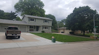 Hands down Lawn and landscape - Photo 4 - Car repair in Omaha, NE, Omaha
