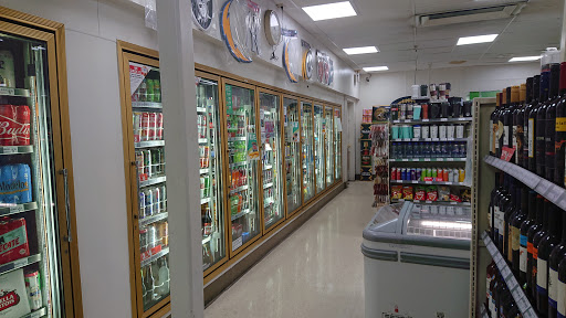 Convenience Store «7-Eleven», reviews and photos, 1345 S Diamond Bar Blvd, Diamond Bar, CA 91765, USA