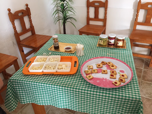 Información y opiniones sobre Queseria Abuelo Benigno Perdomo de Antigua