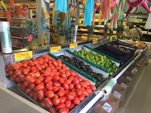 Mexican Grocery Store «El Rancho Supermercado», reviews and photos, 711 N Main St, Shelbyville, TN 37160, USA