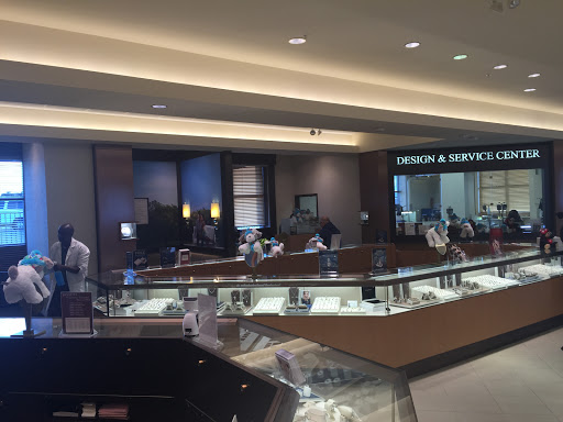 Jewelry Store «Jared The Galleria of Jewelry», reviews and photos, 195 Old Country Rd, Carle Place, NY 11514, USA