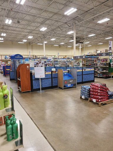 Pet Supply Store «PetSmart», reviews and photos, 5013 S Cleveland Ave, Fort Myers, FL 33907, USA