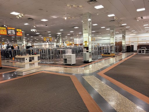Department Store «Century 21 Department Store», reviews and photos, 1085 Old Country Rd, Westbury, NY 11590, USA