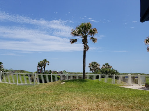 Beach Resort «Sandcastle Condominiums & Event Center», reviews and photos, 800 Sandcastle Dr, Port Aransas, TX 78373, USA