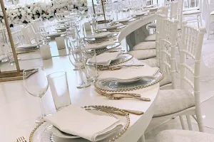 White lunch & event image