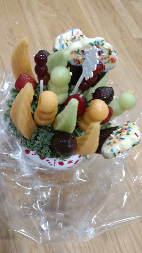 Gift Shop «Edible Arrangements», reviews and photos, 175 Littleton Rd, Westford, MA 01886, USA
