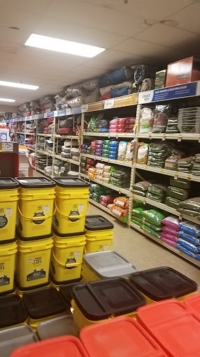 Pet Supply Store «PetSmart», reviews and photos, 1521 Golden Gate Plaza, Mayfield Heights, OH 44124, USA