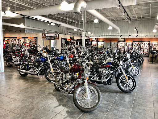 Harley-Davidson Dealer «St. Charles Harley-Davidson», reviews and photos, 3808 W Clay St, St Charles, MO 63301, USA