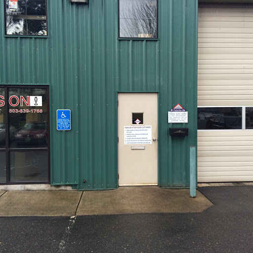 Auto Repair Shop «Henderson Auto», reviews and photos, 9075 SW Burnham St, Tigard, OR 97223, USA