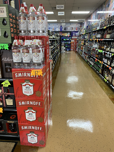 Liquor Store «19 Wine & Spirits», reviews and photos, 101 Verdae Blvd #190, Greenville, SC 29607, USA