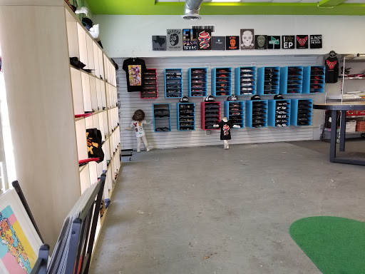 Custom T-shirt Store «Proper Printshop», reviews and photos, 800 Montana Ave, El Paso, TX 79902, USA