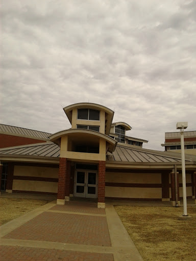 Recreation Center «Lee Park Recreation Center», reviews and photos, 3000 Pamela Dr, Irving, TX 75062, USA