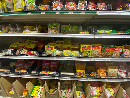 Korean Grocery Store «Seoul Oriental Market», reviews and photos, 3165 S Campbell Ave, Springfield, MO 65807, USA