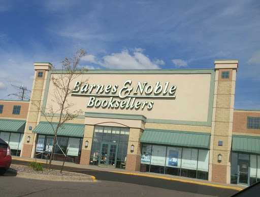 Book Store «Barnes & Noble Booksellers Maple Grove», reviews and photos, 8040 Wedgewood Ln N, Maple Grove, MN 55369, USA