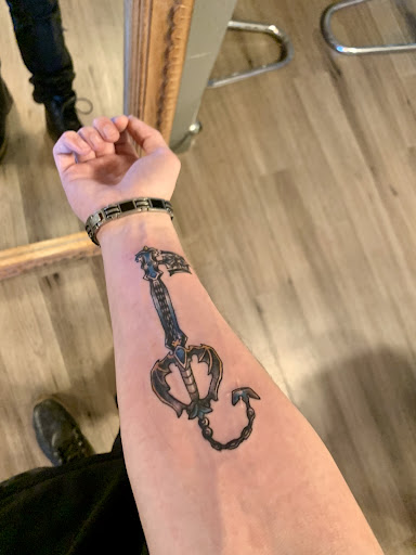 Explore broken hearted tattoo ideas, creative tattoo ideas in Peoria, available at Mad Tatter Kustoms