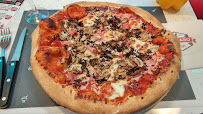 Pizza du Pizzeria Lazzaro Pizza Villaines la Juhel - n°15
