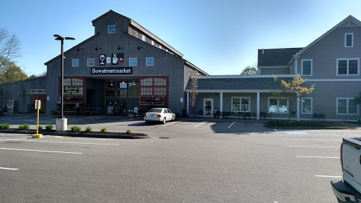 Grocery Store «Bow Street Market», reviews and photos, 79 Bow St, Freeport, ME 04032, USA