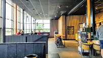 Atmosphère du Café Starbucks coffee à Sailly-Flibeaucourt - n°1