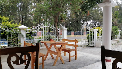 Restaurante El Asado - J2CF+W53, jalapa, frente al parque centenario, salida a, Monjas, Guatemala