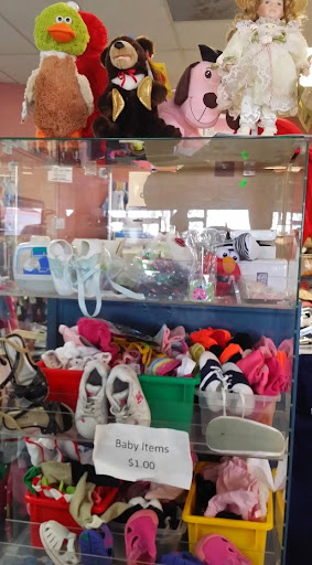 Non-Profit Organization «Society of St. Vincent de Paul - Chandler Thrift Store», reviews and photos, 963 W Elliot Rd, Chandler, AZ 85225, USA