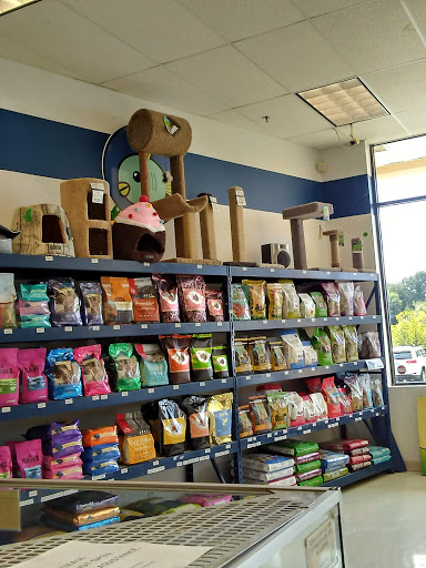 Pet Supply Store «Choice Pet - Monroe», reviews and photos, 535 Monroe Turnpike, Monroe, CT 06468, USA