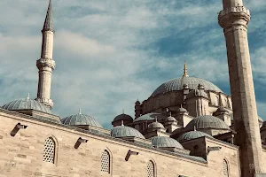 Fatih Mosque Fountains image