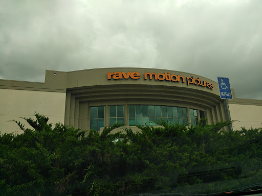 Movie Theater «Rave Motion Pictures Milford 16», reviews and photos, 500 Rivers Edge Dr, Milford, OH 45150, USA