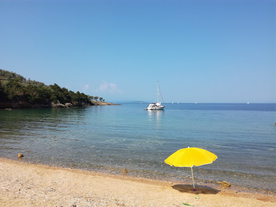 Vathia beach