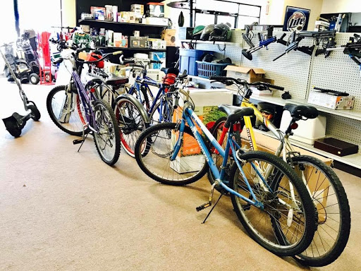 Pawn Shop «R&D PAWN AND SMOKE SHOP», reviews and photos, 942 S Delsea Dr, Vineland, NJ 08360, USA