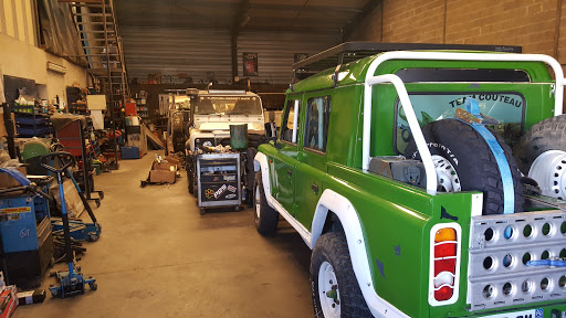 LAND CRUISER COLLECTOR