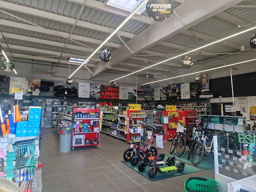 Photo 5 - AH AUTO PIÈCES-BEAUNE-DISTRIBUTEUR DE PIÈCES NEUVE. SERVICE CARTE GRISE