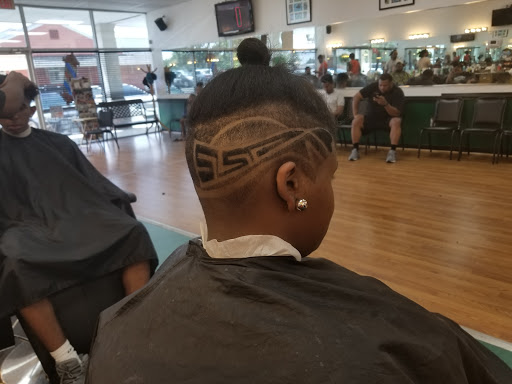 Barber Shop «Bess Cuts Barber Shop», reviews and photos, 4604 W Market St # 108, Greensboro, NC 27407, USA