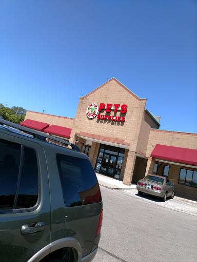 Pet Store «Miles of Exotics», reviews and photos, 8350 N Broadway, Kansas City, MO 64118, USA