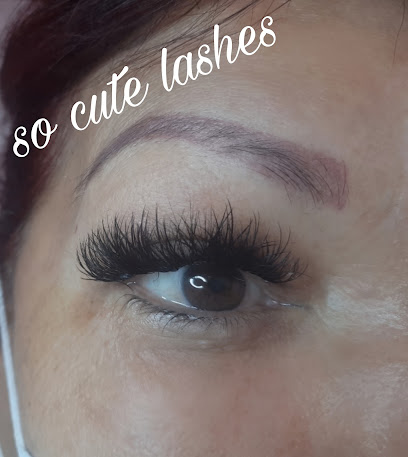 So cute lashes and nails