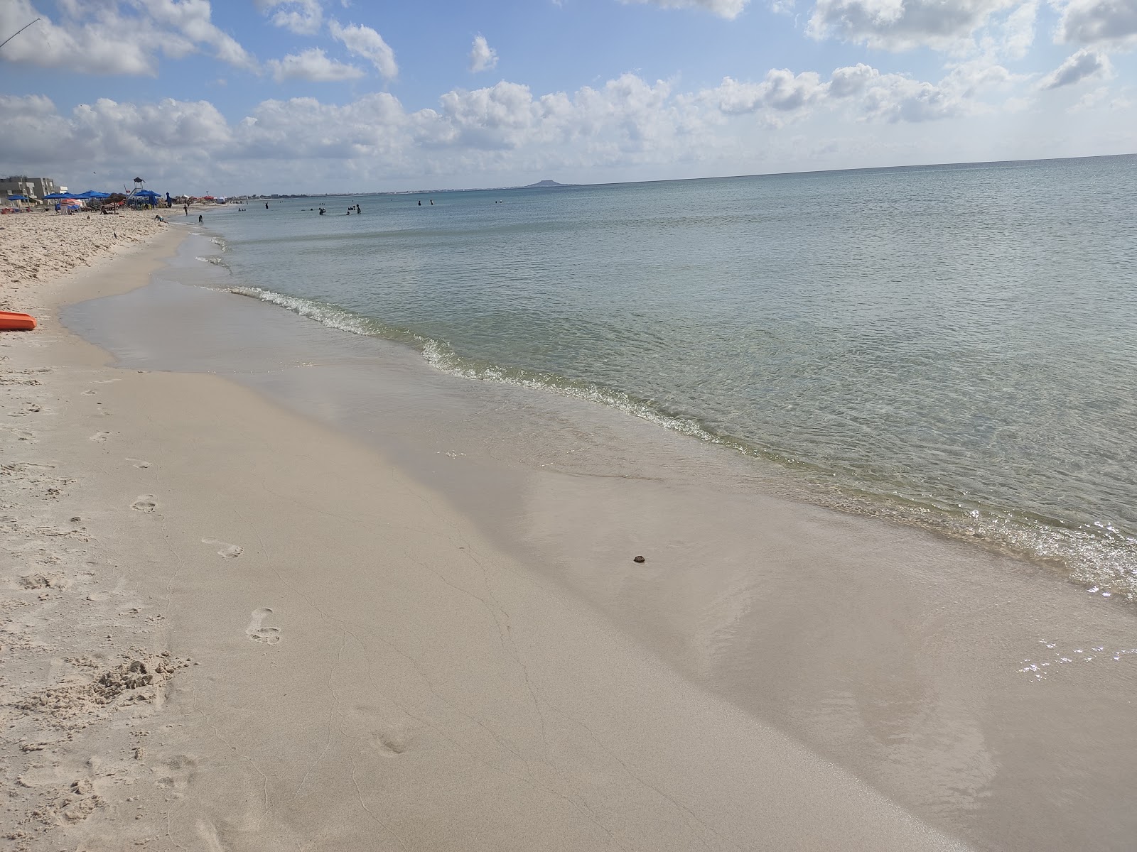 Fotografie cu EL Mrigueb Beach II cu drept și lung