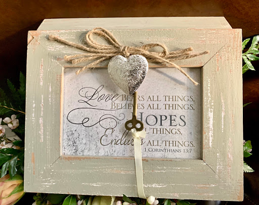 Florist «Downtown Flowers And Gift Shop», reviews and photos, 130 E Charlemont Ave, Kingsport, TN 37660, USA