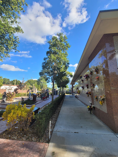 Funeral Home «Palms Woodlawn Funeral Home», reviews and photos, 27100 Old Dixie Hwy, Homestead, FL 33032, USA